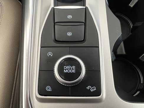 Used 2020 Ford Explorer Limited AWD/4WD image 40