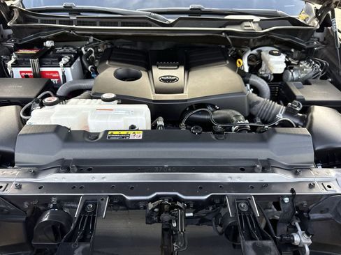 Used 2022 Toyota Tundra SR5 image 31