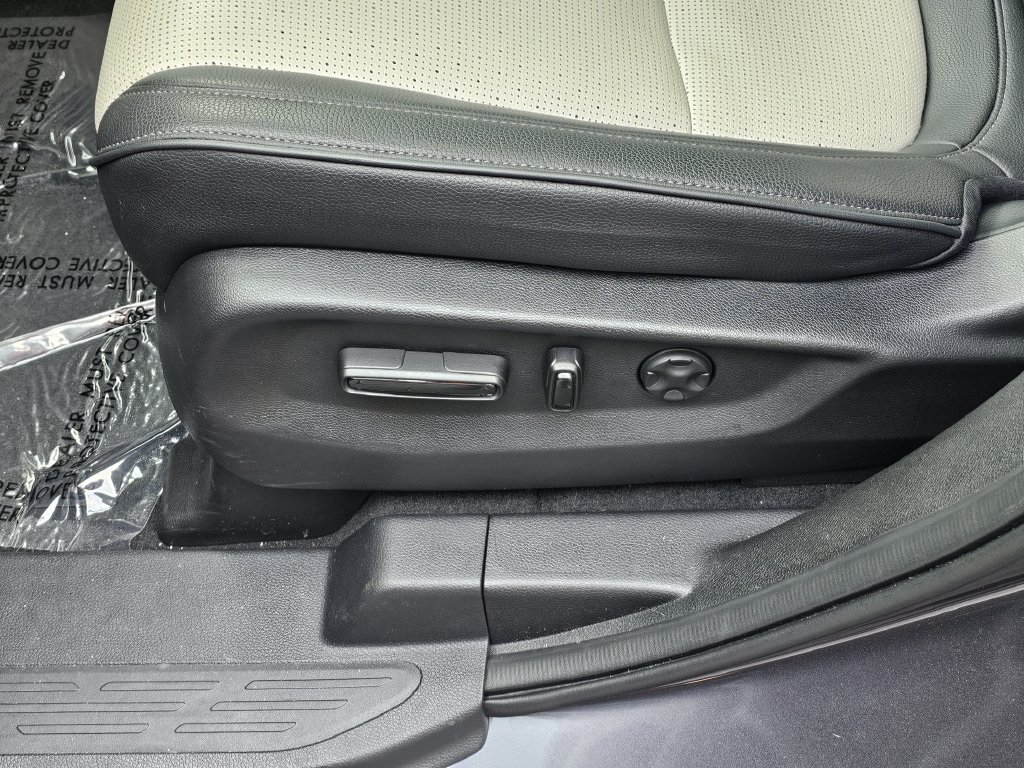 Used 2026 Honda Odyssey Elite image 19