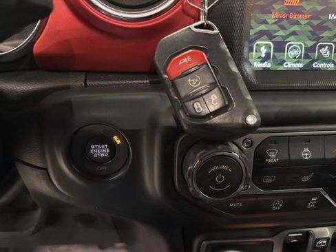 Used 2022 Jeep Wrangler Unlimited Rubicon w/ LED Lighting Group image 40