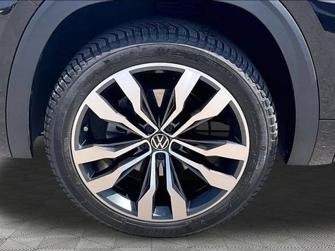 Used 2023 Volkswagen Atlas Cross Sport SEL Premium R-Line AWD/4WD image 8