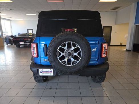 Used 2023 Ford Bronco Badlands AWD/4WD image 7