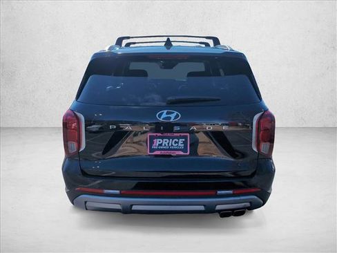 Used 2023 Hyundai Palisade Limited image 7
