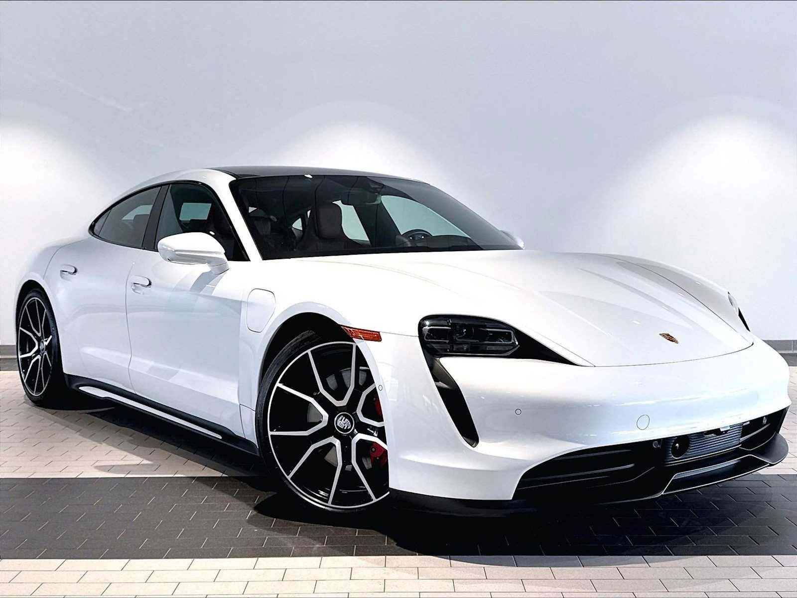 Used 2023 Porsche Taycan 4S AWD/4WD image 12