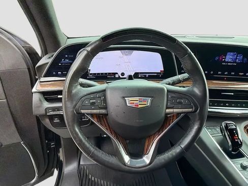 Used 2023 Cadillac Escalade ESV Premium Luxury AWD/4WD image 9