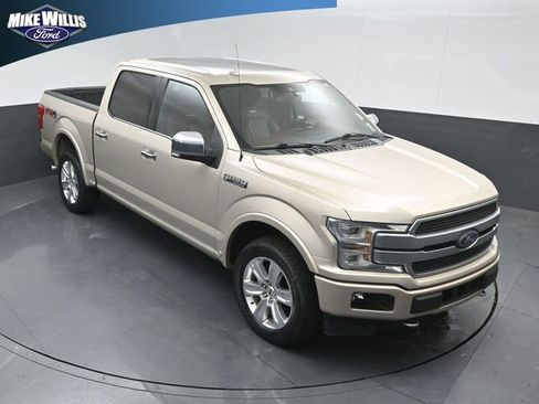 Used 2018 Ford F150 Platinum w/ Equipment Group 701A Luxury AWD/4WD image 9