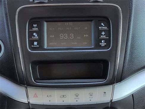 Used 2019 Dodge Journey SE w/ Blacktop Package image 28