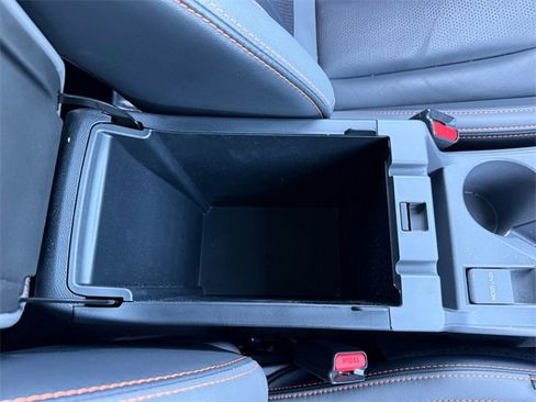 Used 2025 Subaru Crosstrek 2.5i Limited w/ Crosstrek Mirror Package image 22