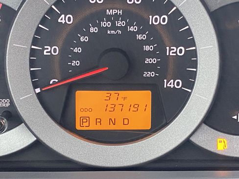 Used 2012 Toyota RAV4 4WD image 12