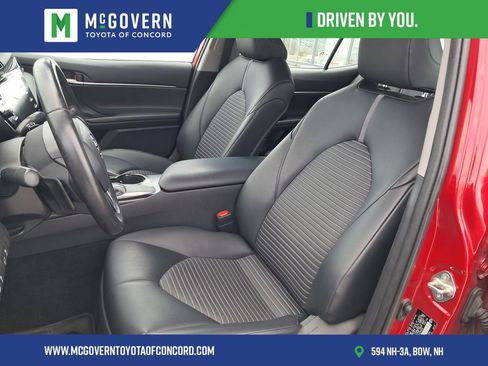 Used 2019 Toyota Camry SE image 9