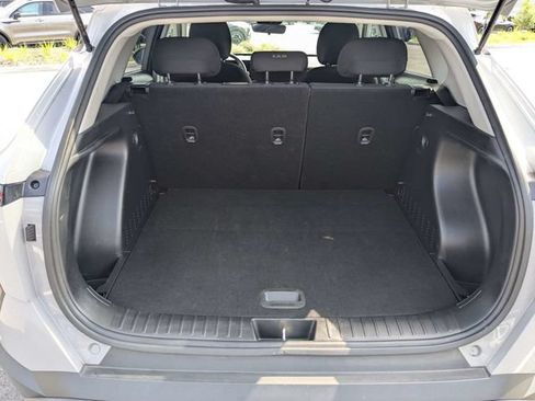 Used 2025 Hyundai Kona SEL FWD image 13