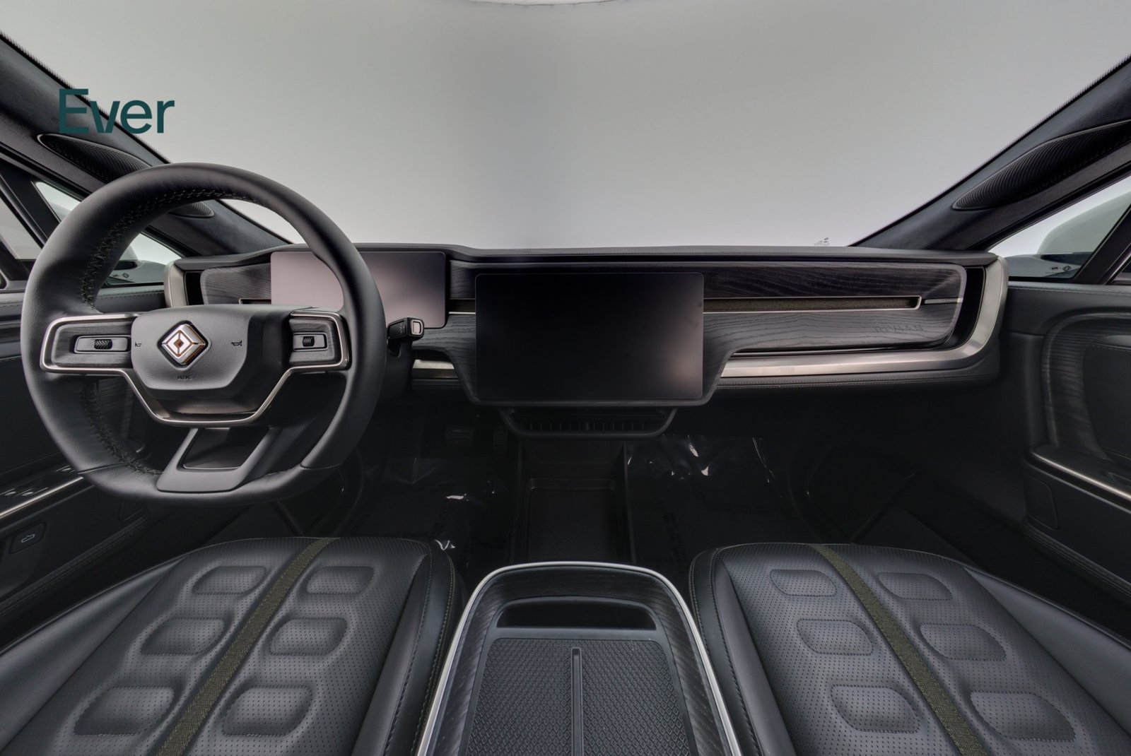 Used 2025 Rivian R1S Adventure Dual AWD/4WD image 28