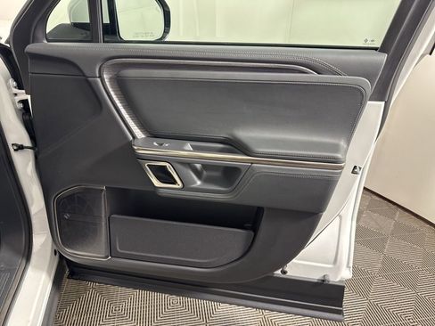 Used 2023 Rivian R1T Adventure image 13