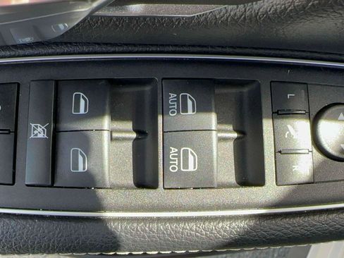 Used 2022 RAM 1500 Laramie image 13