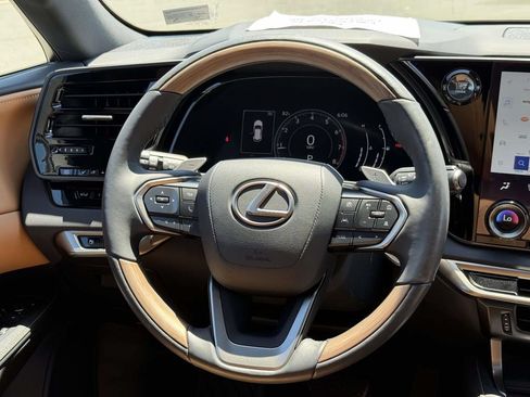 Used 2023 Lexus RX 350 Premium w/ Accessory Package AWD/4WD image 9