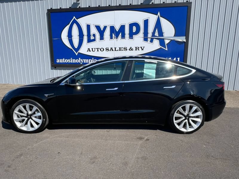 Used 2020 Tesla Model 3 Standard Range Plus RWD image 16