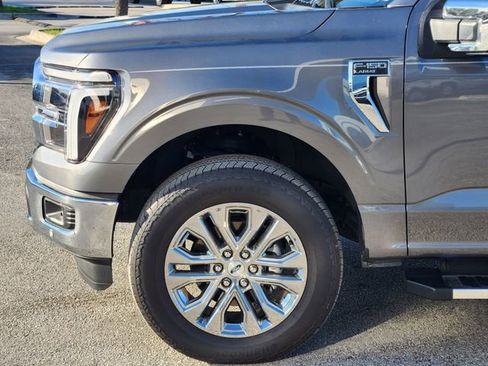 Used 2025 Ford F150 Lariat w/ Equipment Group 502A High image 5