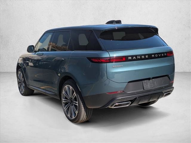 Used 2026 Land Rover Range Rover Sport SE AWD/4WD image 9