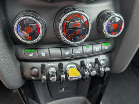 Used 2023 MINI Cooper SE FWD image 14