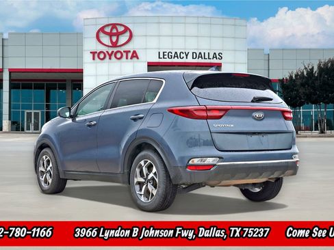 Used 2020 Kia Sportage LX image 7