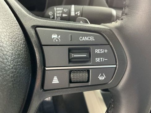 Used 2023 Honda Accord EX-L image 17