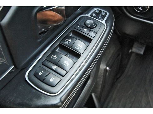 Used 2024 RAM 3500 Limited AWD/4WD image 21