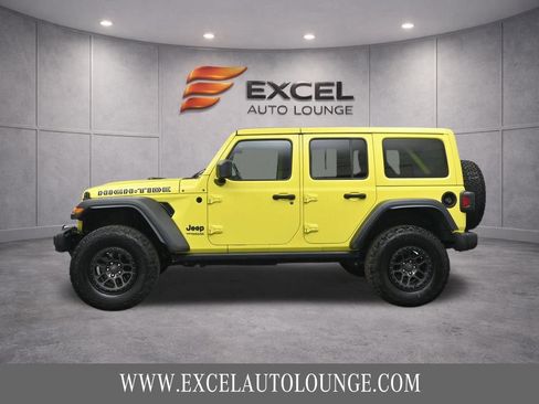 Used 2022 Jeep Wrangler Unlimited Sport image 3