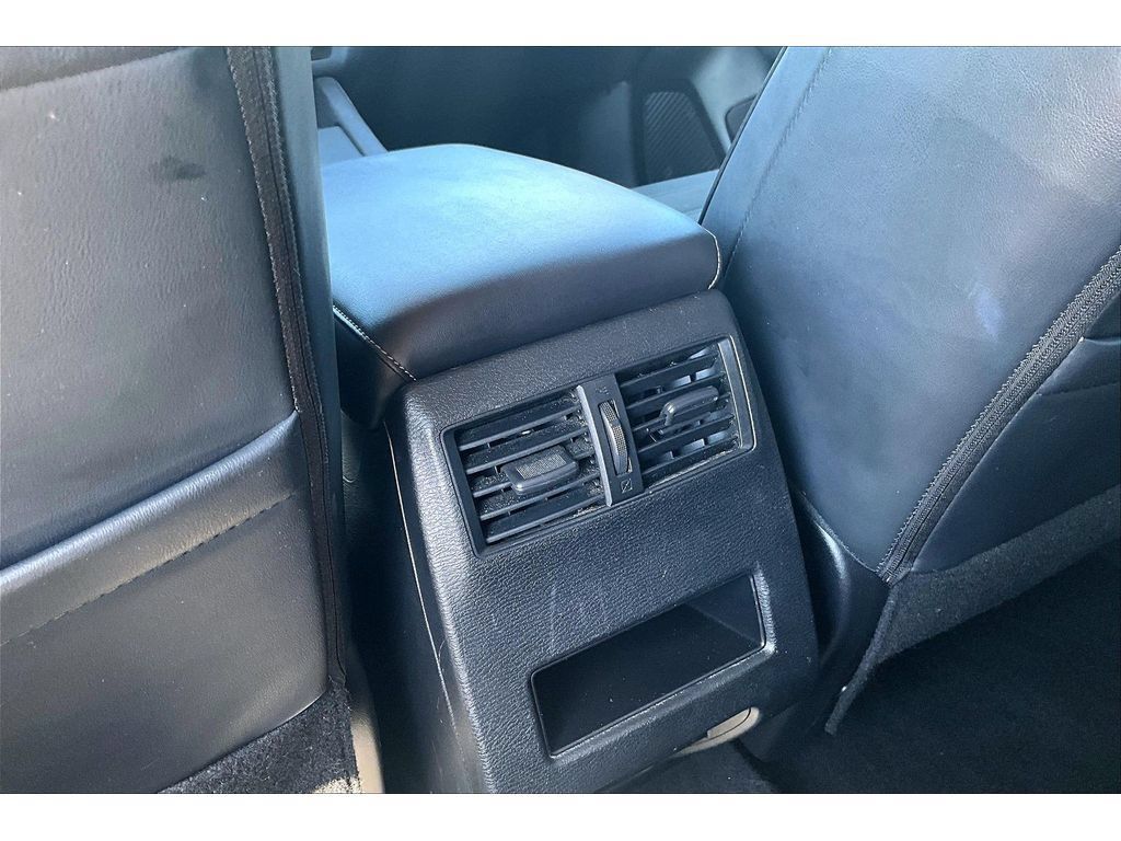 Used 2024 Mitsubishi Outlander SE AWD/4WD image 10