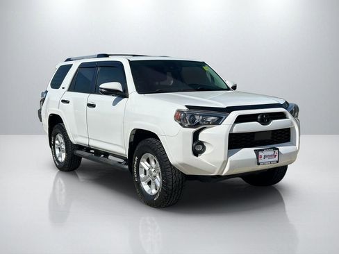 Used 2021 Toyota 4Runner SR5 Premium w/ Moonroof Package AWD/4WD image 3
