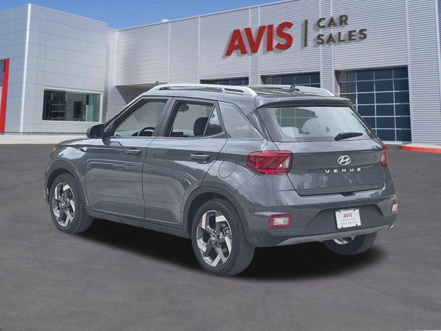 Used 2025 Hyundai Venue SEL FWD image 9