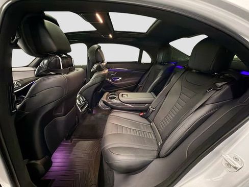 Used 2018 Mercedes-Benz S 560 4MATIC Sedan image 23