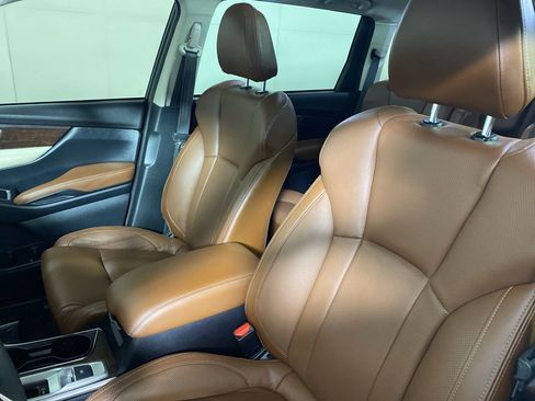 Used 2020 Subaru Ascent Touring w/ Popular Package #2A image 12
