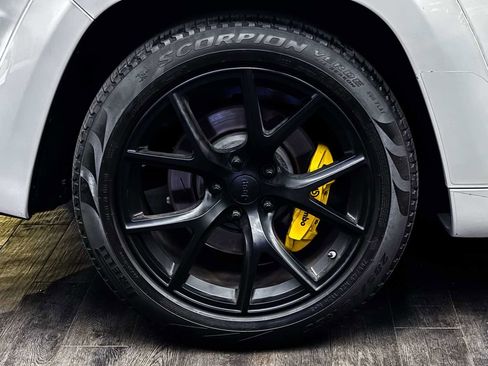 Used 2021 Jeep Grand Cherokee Trackhawk image 26