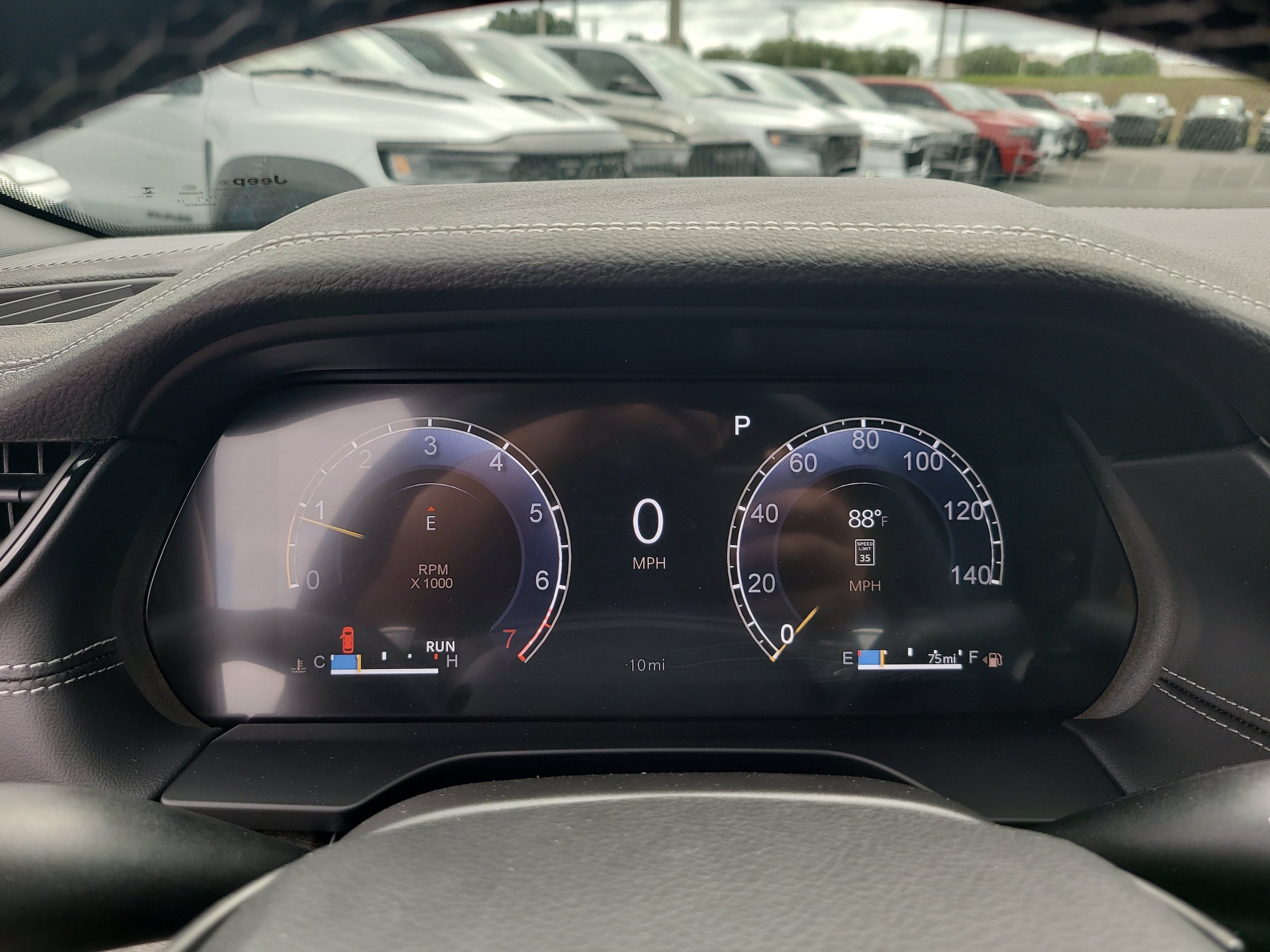 New 2027 Jeep Grand Cherokee Altitude RWD image 21