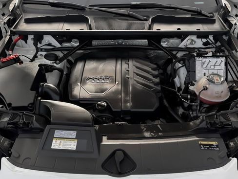 Used 2022 Audi Q5 2.0T Premium Plus w/ Premium Plus Package image 32