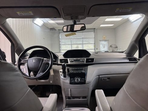 Used 2013 Honda Odyssey EX-L image 18