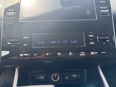 Used 2022 Hyundai Tucson SEL w/ Convenience + Premium Package FWD image 19