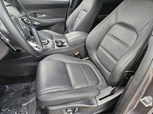 Used 2022 Jaguar E-PACE SE image 16