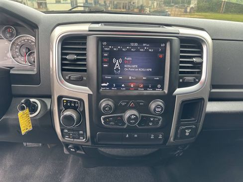 Used 2019 RAM 1500 Big Horn AWD/4WD image 20