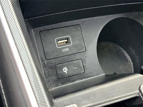 Used 2023 Hyundai Santa Fe Limited image 39