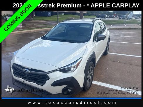 Used 2024 Subaru Crosstrek 2.0i Premium AWD/4WD image 2