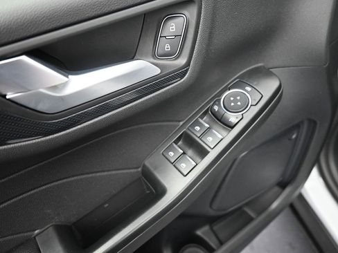 Used 2025 Ford Escape ST-Line image 10