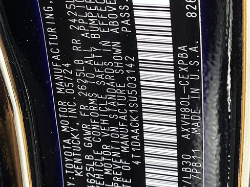 Used 2025 Toyota Camry XSE image 29