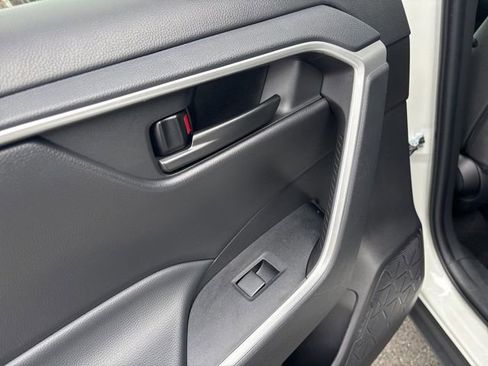 Certified 2023 Toyota RAV4 LE image 20