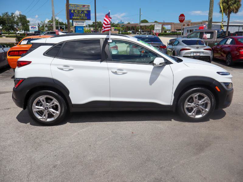 Used 2023 Hyundai Kona SEL FWD image 7