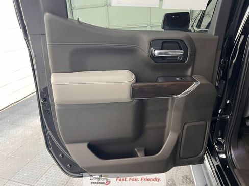 Used 2020 GMC Sierra 1500 SLT w/ SLT Premium Plus Package image 32