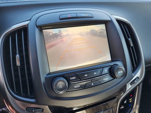 Used 2016 Buick LaCrosse Leather image 22