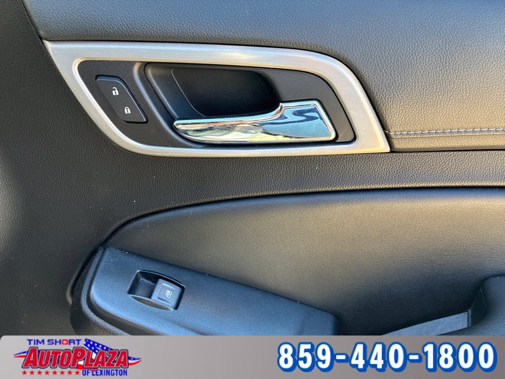Used 2020 GMC Yukon XL Denali AWD/4WD image 10
