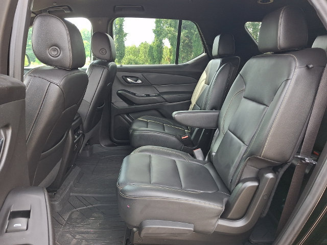 Used 2023 Chevrolet Traverse LT w/ LPO, Floor Liner Package AWD/4WD image 18