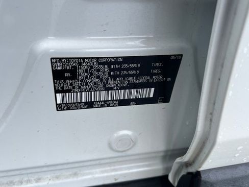 Used 2018 Toyota RAV4 Limited image 28